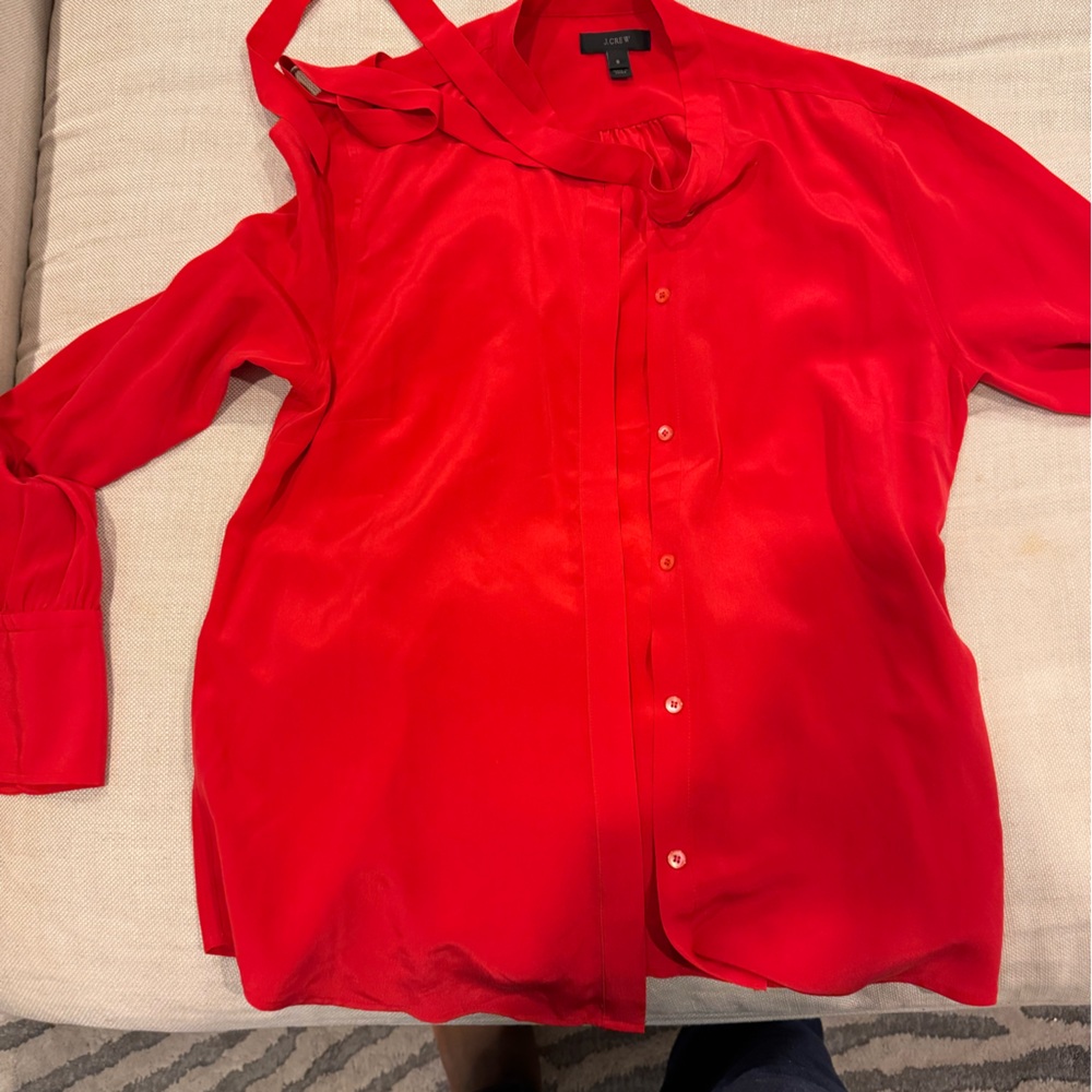 Beautiful red silk blouse - Picture 2 of 5